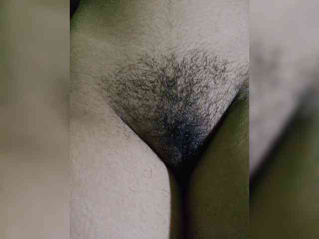AadhyaLove webcam