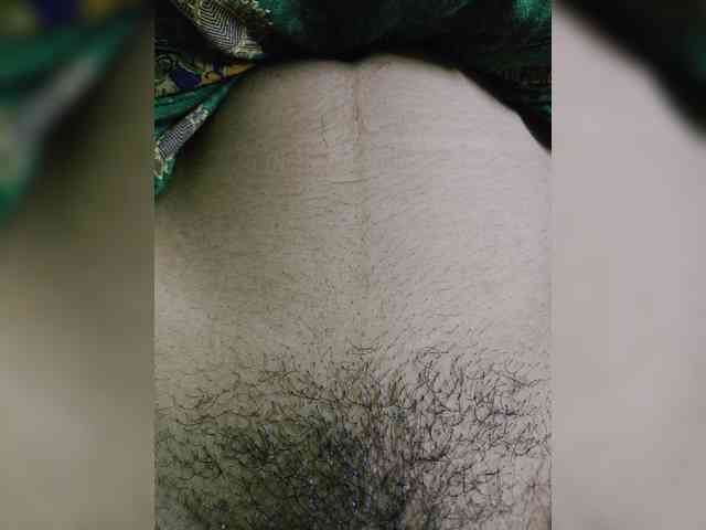 AadhyaLove webcam
