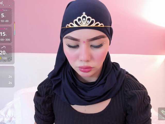 Saandy live cam on BongaCams