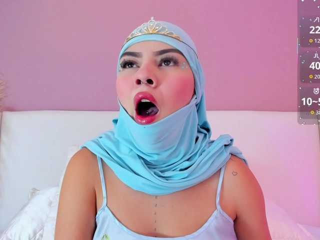 Saandy live cam on BongaCams