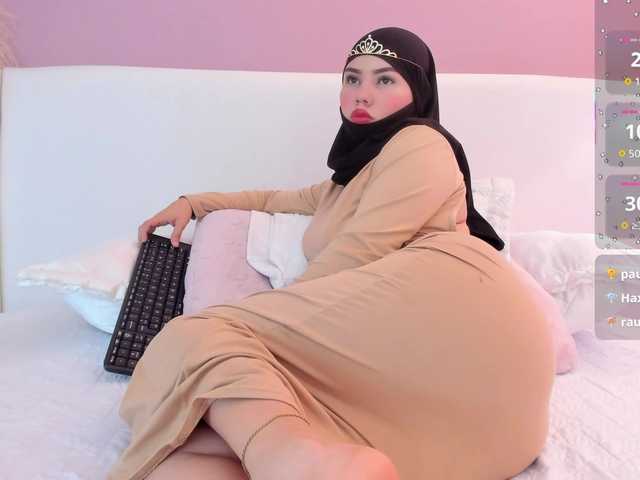 Saandy live cam on BongaCams