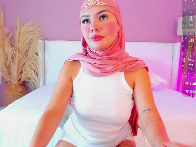 Saandy live cam on BongaCams