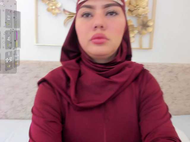 Saandy live cam on BongaCams