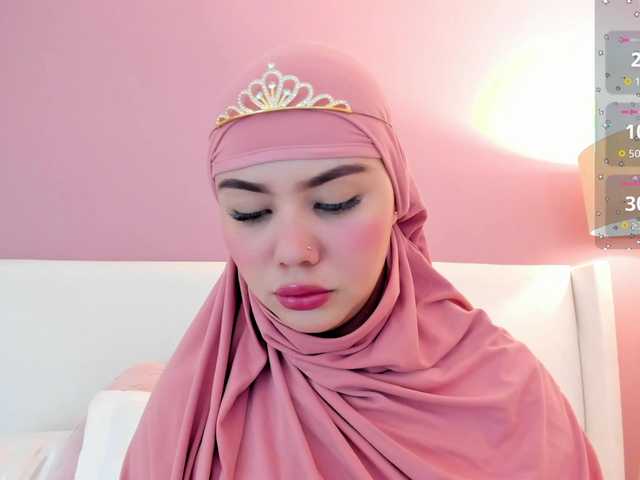 Saandy live cam on BongaCams