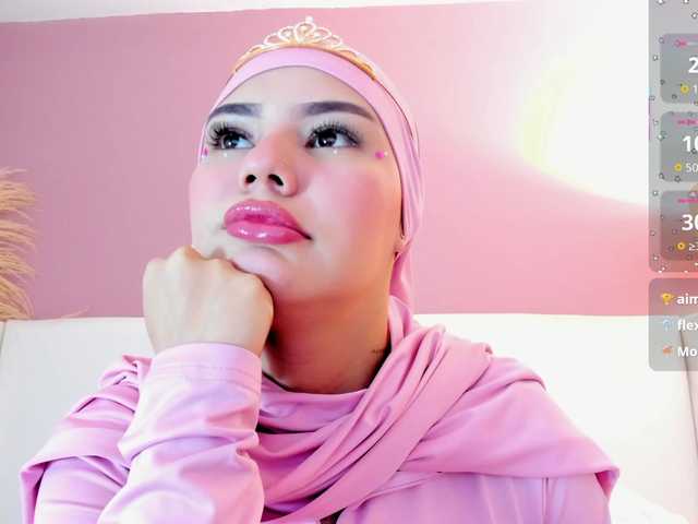 Saandy live cam on BongaCams