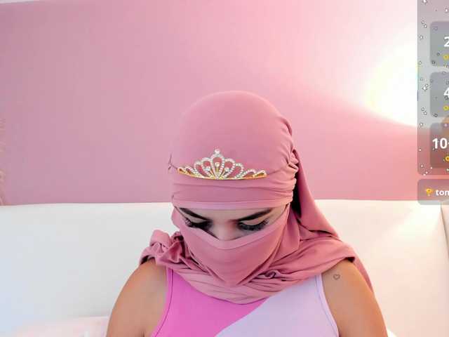 Saandy live cam on BongaCams
