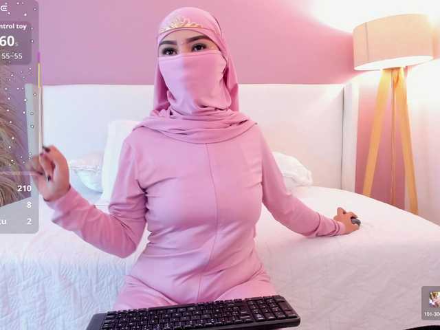 Saandy live cam on BongaCams