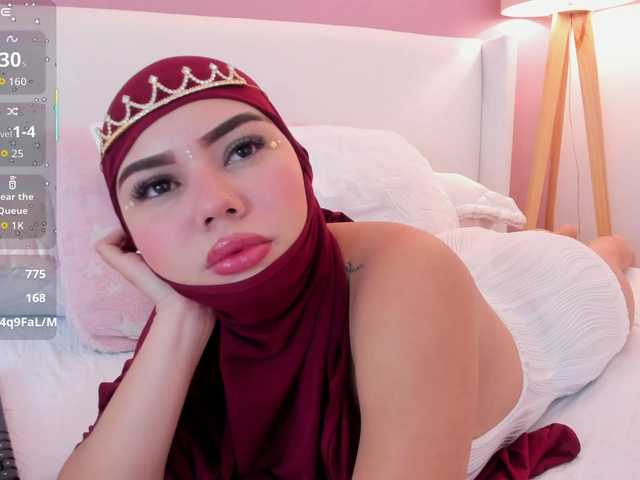 Saandy live cam on BongaCams