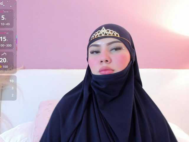 Saandy live cam on BongaCams