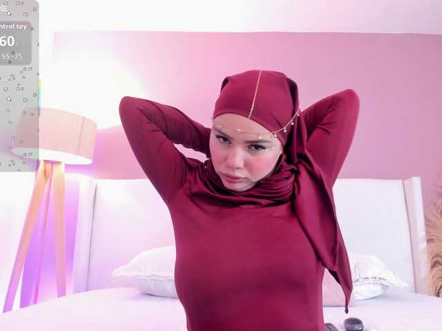 Saandy webcam bongacams model stream image