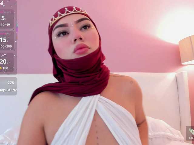 Saandy live cam on BongaCams