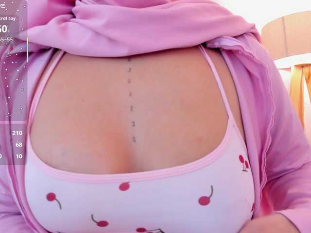 Saandy live cam on BongaCams
