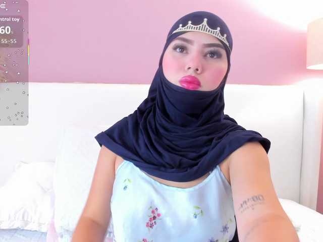 Saandy live cam on BongaCams