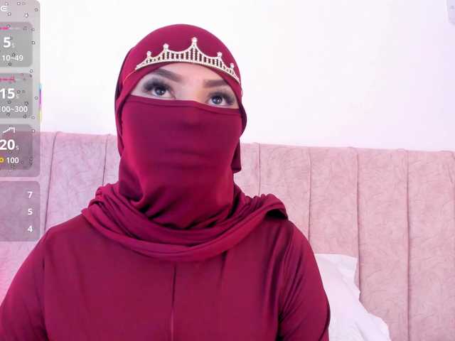 Saandy live cam on BongaCams