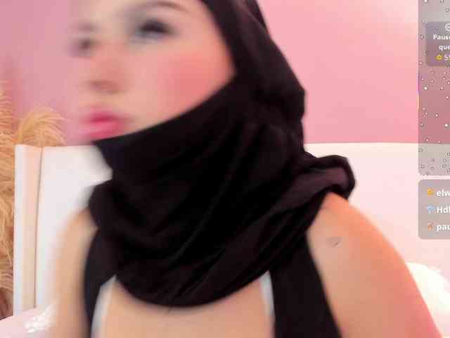 Model: Saandy