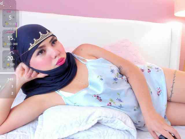 Saandy Live Webcam on BongaCams