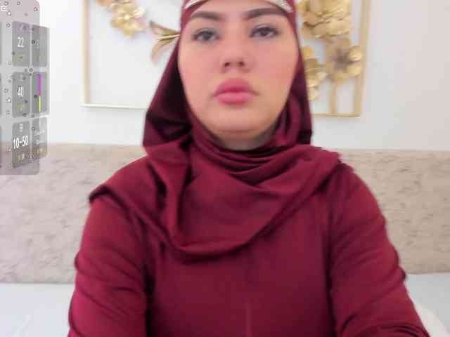 Model: Saandy