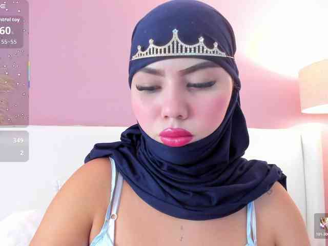 Saandy Live Webcam on BongaCams