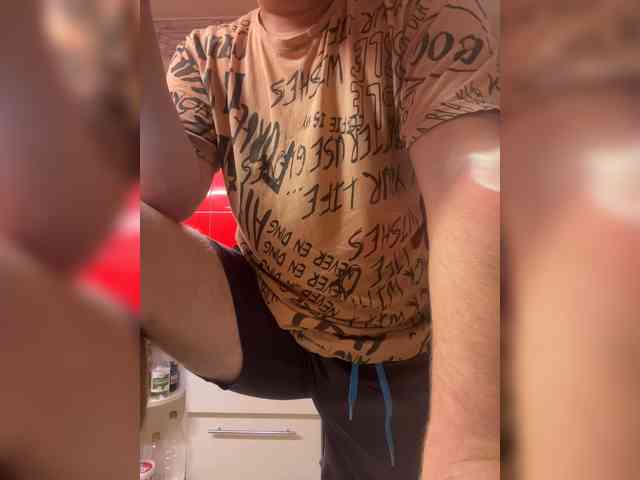 Maksim694 Sex Cam Show