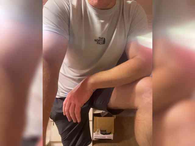 Maksim694 Sex Cam Show