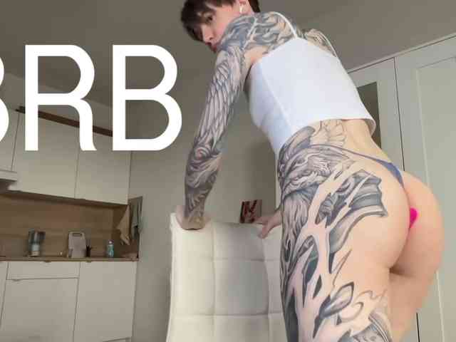 YoRHa2B Sex Cam Show