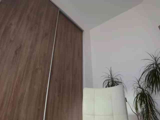 YoRHa2B Live Webcam on BongaCams