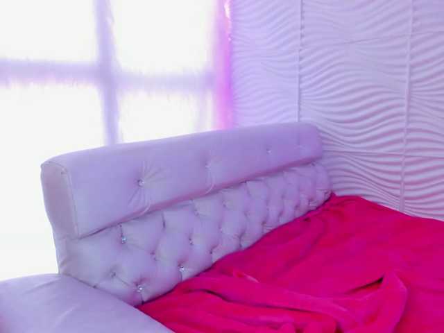 Highcouple11 live cam on BongaCams
