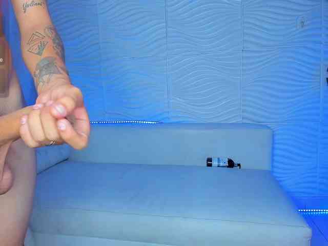 Highcouple11 webcam