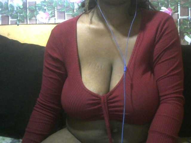 Chocolat96 Live Cam on BongaCams