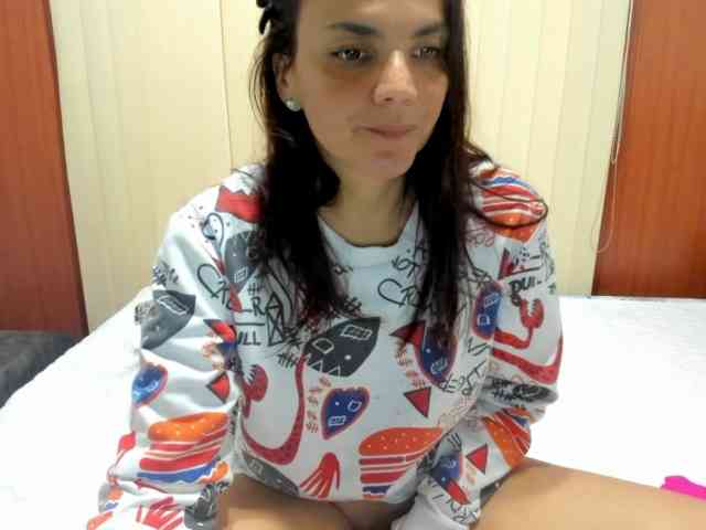 Valymoon-69 webcam