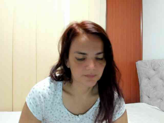 Valymoon-69 webcam