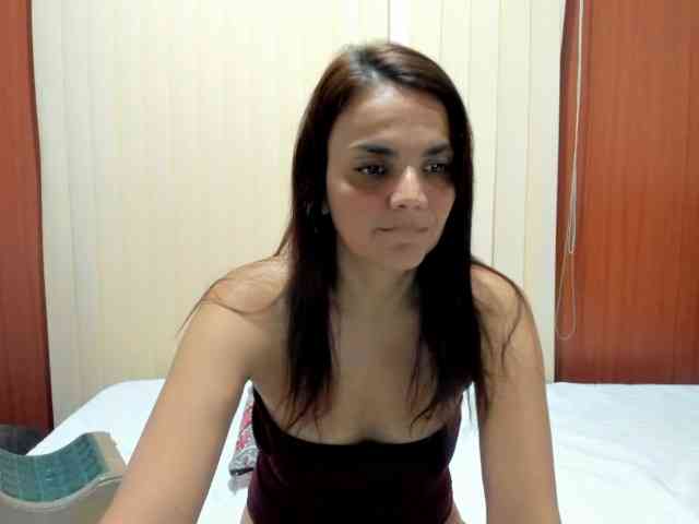 Valymoon-69 webcam