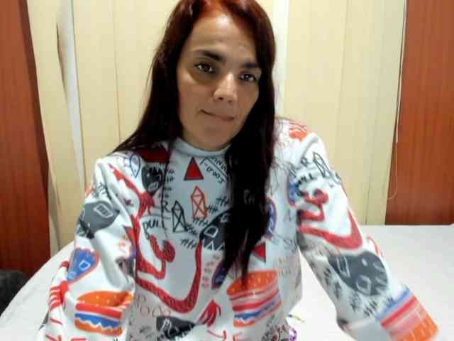 Valymoon-69 webcam