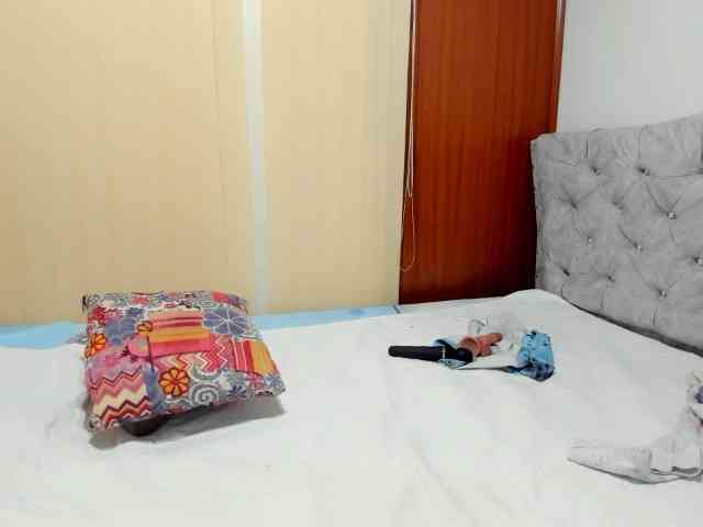 Valymoon-69 Live Webcam on BongaCams