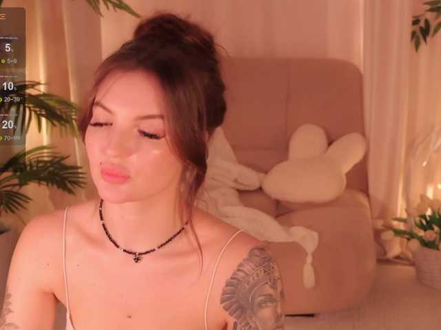 Bannanaa live cam on BongaCams