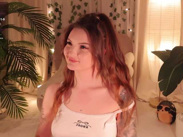 Bannanaa live cam on BongaCams