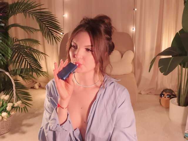 Bannanaa live cam on BongaCams