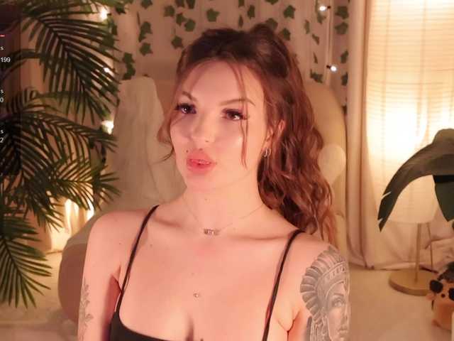 Bannanaa live cam on BongaCams