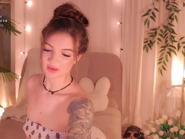 Bannanaa live cam on BongaCams