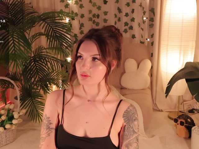 Bannanaa live cam on BongaCams