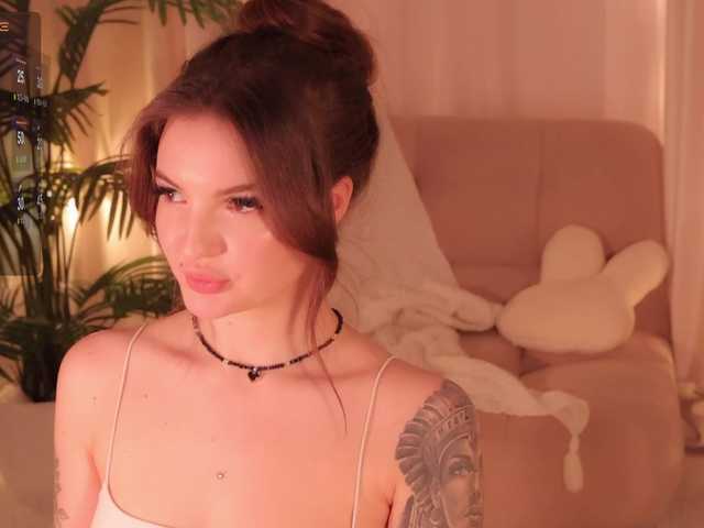 Bannanaa live cam on BongaCams