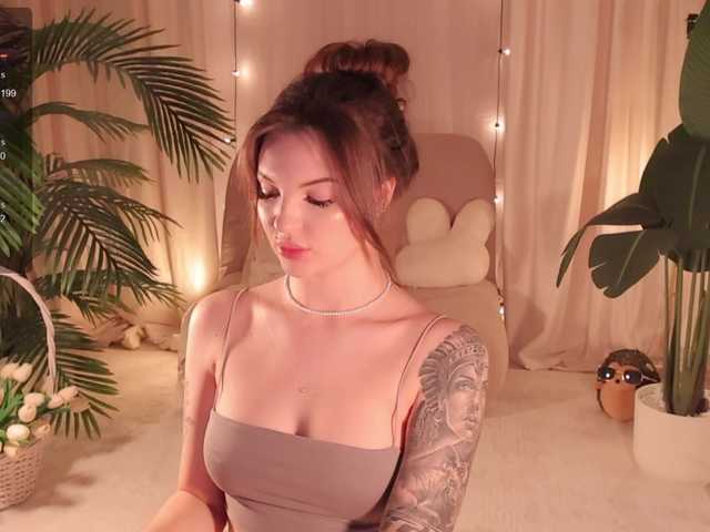 Bannanaa live cam on BongaCams