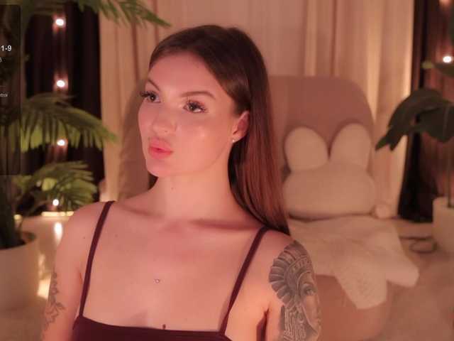 Bannanaa live cam on BongaCams