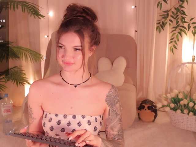 Bannanaa live cam on BongaCams