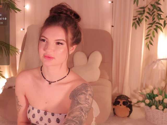 Bannanaa live cam on BongaCams