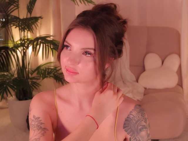 ShurshAnya live webcam show