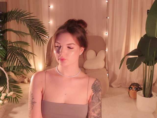 Bannanaa live cam on BongaCams