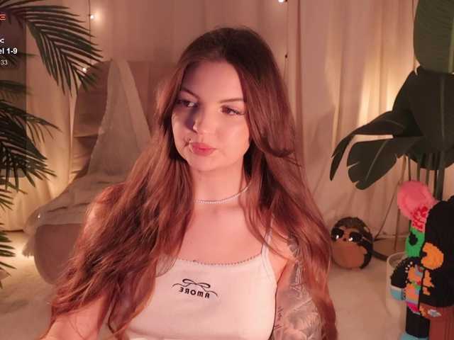 Bannanaa live cam on BongaCams