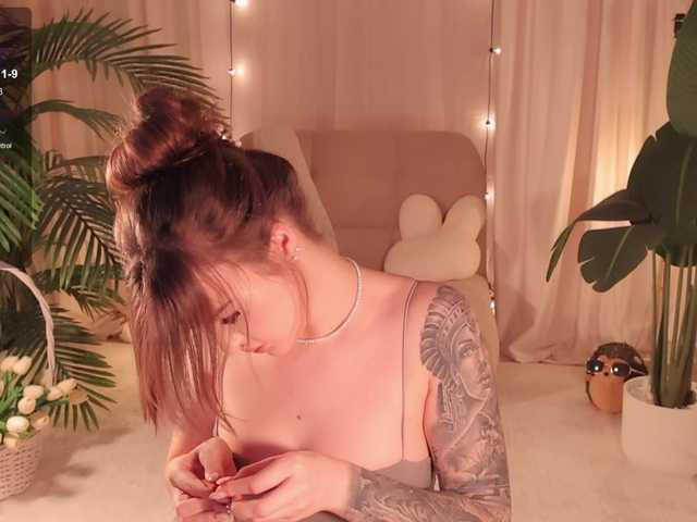 Bannanaa live cam on BongaCams