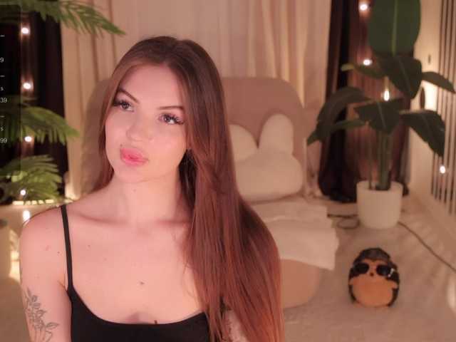 Bannanaa live cam on BongaCams